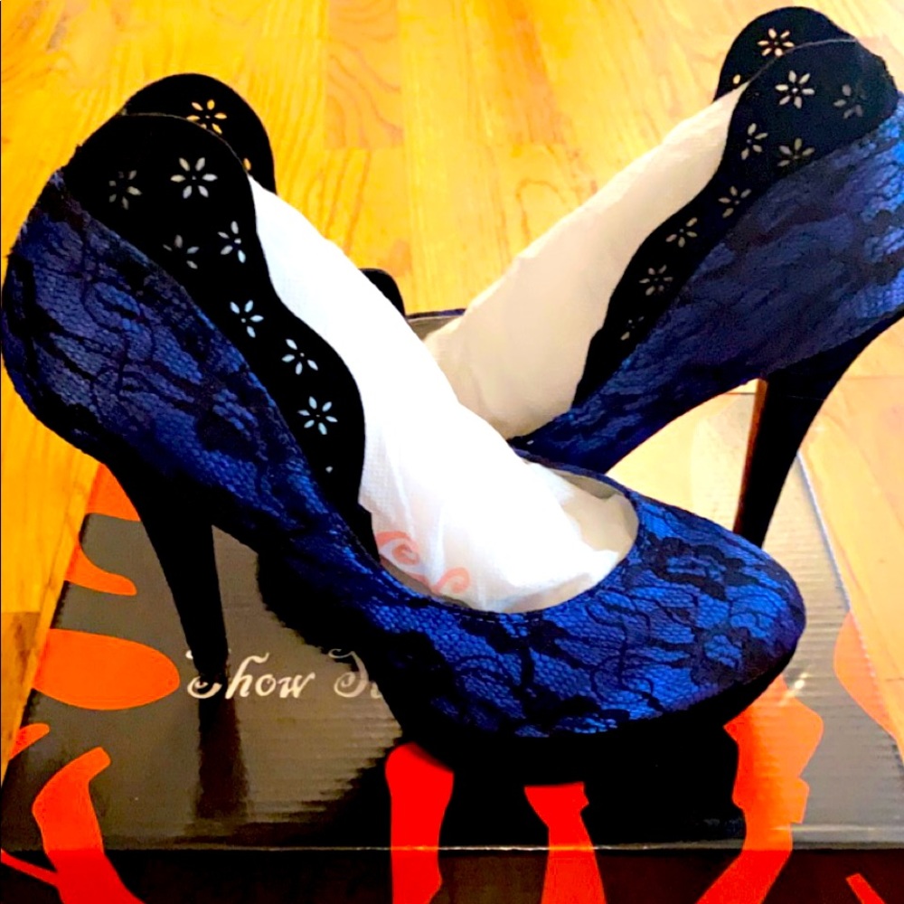 RoyalBlue/Black lace 6inch heels from Show Story.